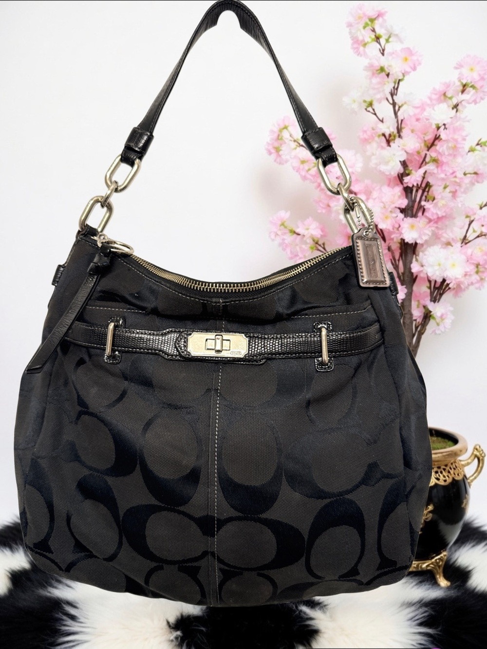 COACH CHELSEA SIGNATURE ASHLYN HOBO